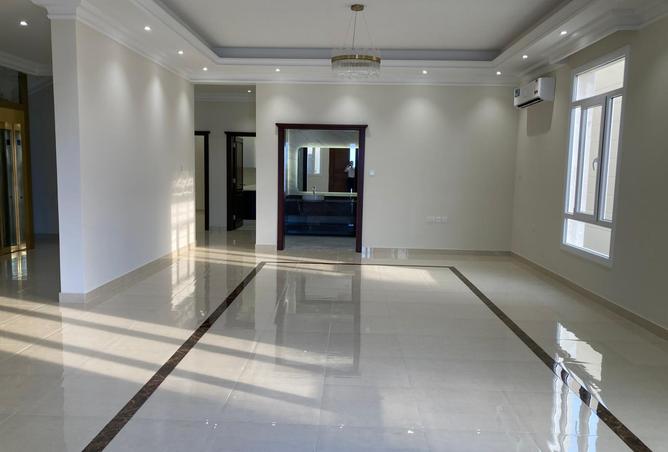 846639 - Property Image 2