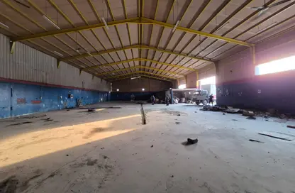 Warehouse - Studio - 6 Bathrooms for rent in Industrial Area 5 - Industrial Area - Industrial Area - Doha