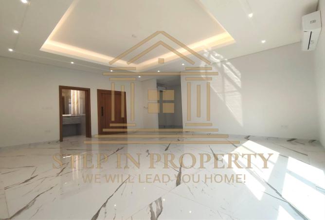 986434 - Property Image 2