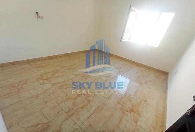 887949 - Property Image 3