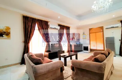 Apartment - Studio - 1 Bathroom for rent in Umm Al Seneem Street - Ain Khaled - Doha