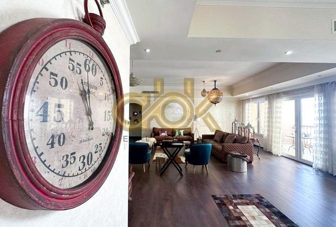 830739 - Property Image 3