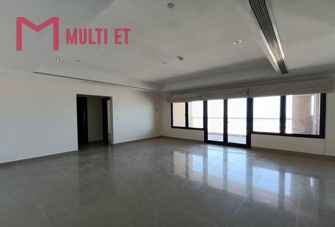 966820 - Property Image 2