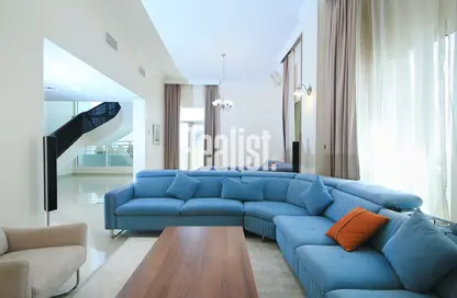 Duplex - 3 Bedrooms - 4 Bathrooms for rent in Navigation Tower - West Bay - West Bay - Doha