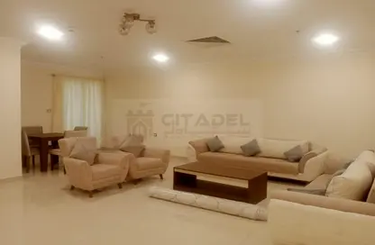 Apartment - 3 Bedrooms - 3 Bathrooms for rent in Fereej Abdul Aziz - Fereej Abdul Aziz - Doha