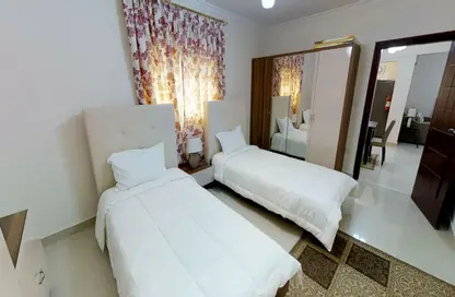 Apartment - 2 Bedrooms - 2 Bathrooms for rent in EB09 - Umm Ghuwailina - Doha