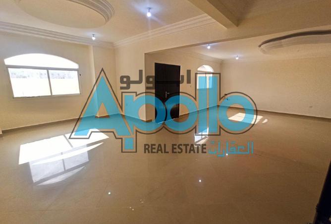 940535 - Property Image 3