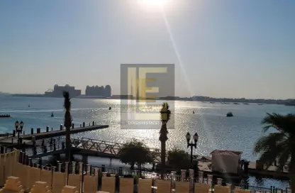 Townhouse - 2 Bedrooms - 3 Bathrooms for rent in West Porto Drive - Porto Arabia - The Pearl Island - Doha