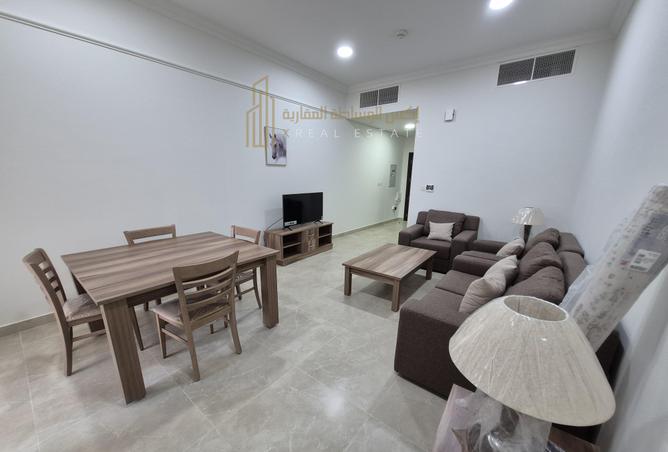 938812 - Property Image 2