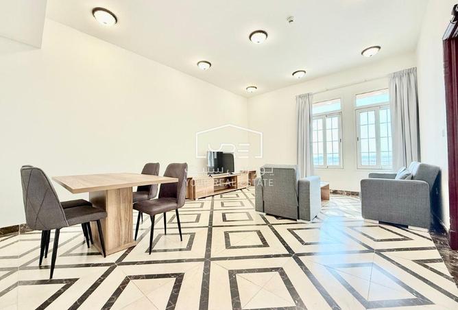 967027 - Property Main Image