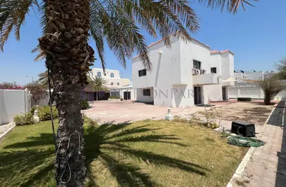 Villa - 5 Bedrooms - 5 Bathrooms for rent in Al Markhiya Street - Al Markhiya - Doha