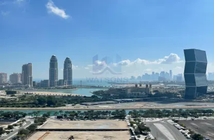Apartment - 2 Bedrooms - 2 Bathrooms for sale in Marina Tower 21 - Marina District - Lusail