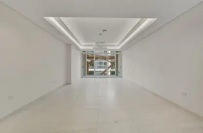 Apartment - 2 Bedrooms - 4 Bathrooms for rent in Crystal Residence - Gewan Island - The Pearl Island - Doha