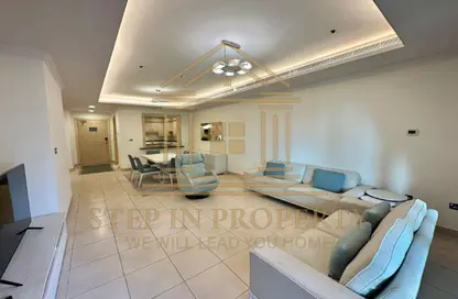 Apartment - 1 Bedroom - 2 Bathrooms for rent in Porto Arabia Townhouses - Porto Arabia - The Pearl Island - Doha
