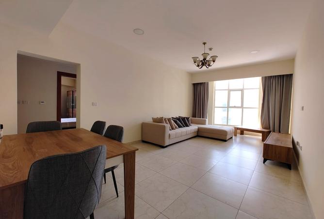 935421 - Property Image 2