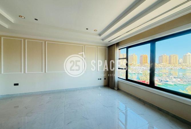 945600 - Property Image 2