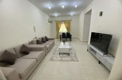 Apartment - 2 Bedrooms - 2 Bathrooms for rent in Al Mansoura - Doha