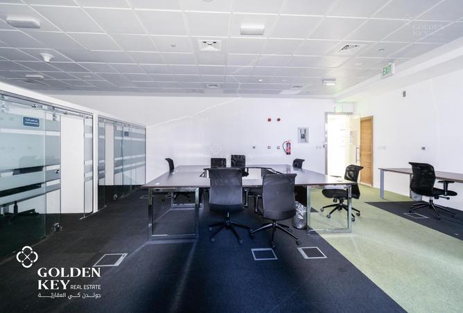 991787 - Property Image 2