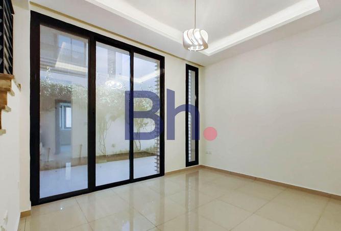 1001068 - Property Image 3