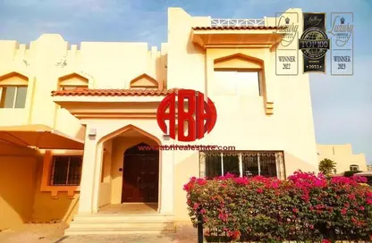 فيلا - 4 غرف نوم - 4 حمامات للايجار في فلل الدحيل - الدحيل - الدوحة
