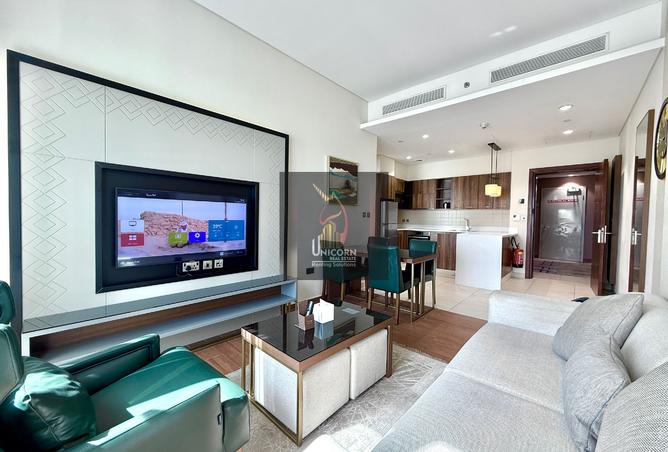 880173 - Property Image 2