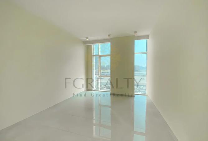 942495 - Property Image 2