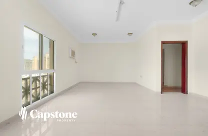 Apartment - 3 Bedrooms - 2 Bathrooms for rent in Al Mansoura - Al Mansoura - Doha