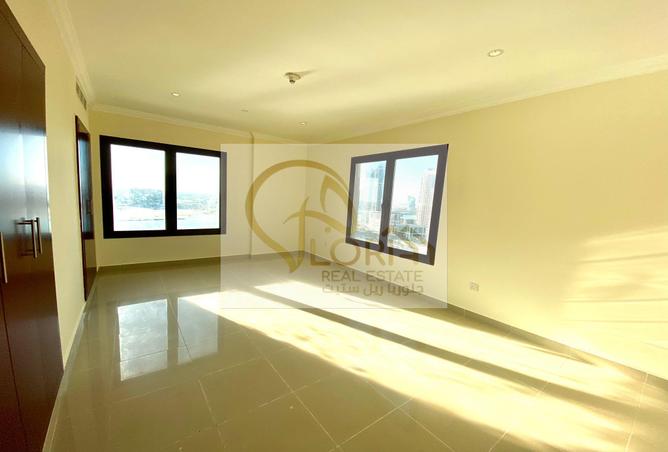 Apartment - 3 Bedrooms - 4 Bathrooms for rent in East Porto Drive - Porto Arabia - The Pearl Island - Doha