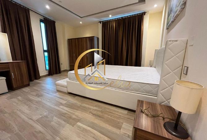 914721 - Property Image 3