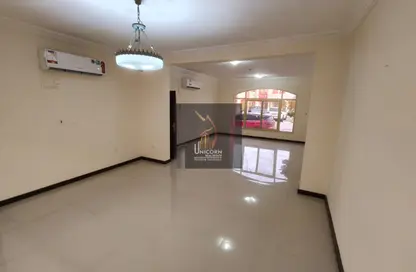 Compound - 3 Bedrooms - 4 Bathrooms for rent in Al Aziziyah - Al Aziziyah - Doha