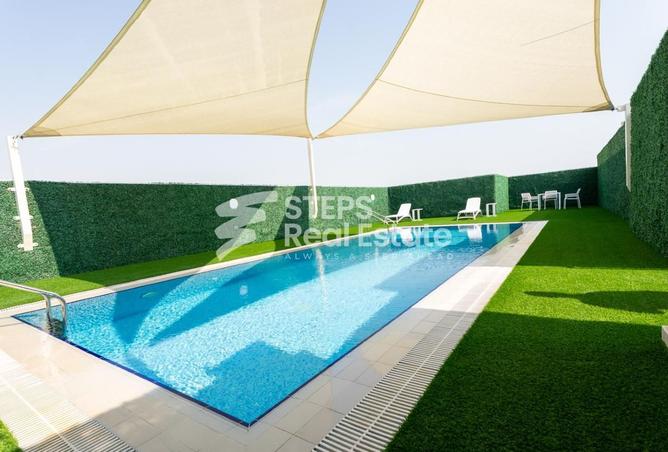 978056 - Property Image 2