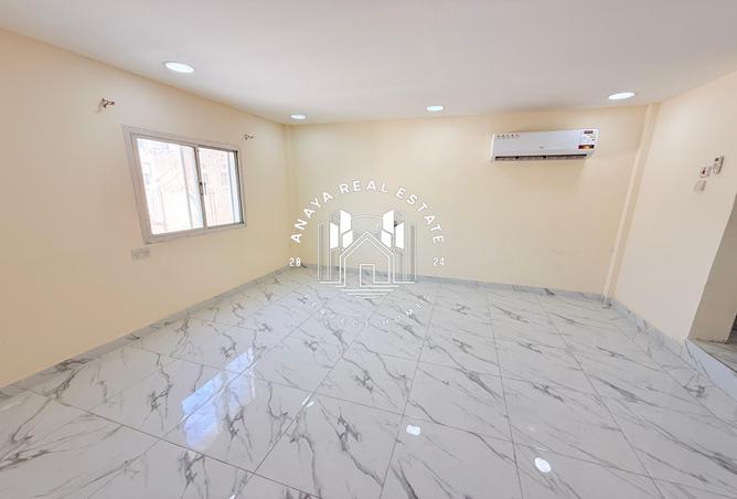 975354 - Property Image 2