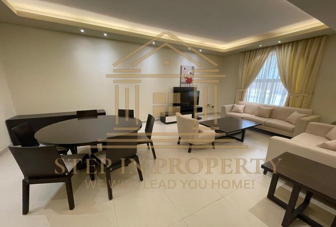 949983 - Property Image 2