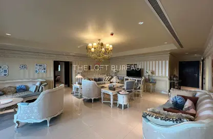 Apartment - 2 Bedrooms - 2 Bathrooms for sale in West Porto Drive - Porto Arabia - The Pearl Island - Doha