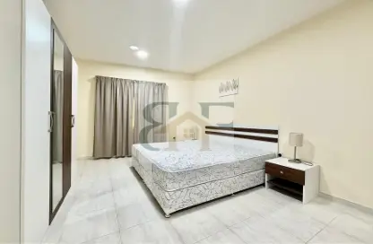 Apartment - Studio - 1 Bathroom for rent in Umm Ghwailina Comm - Umm Ghuwalina - Umm Ghuwailina - Doha