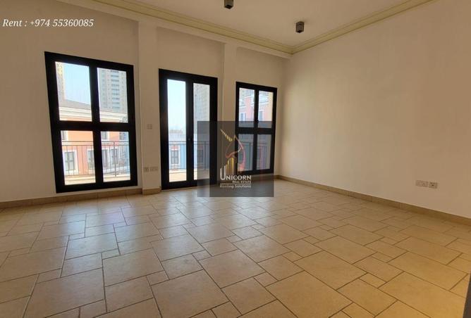 927905 - Property Image 2