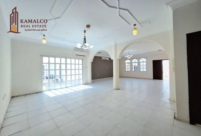 954003 - Property Main Image