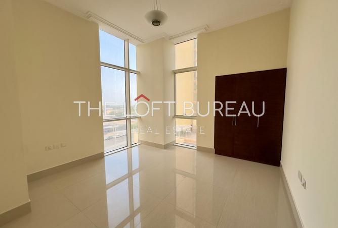 990629 - Property Image 2