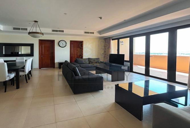 948469 - Property Image 2