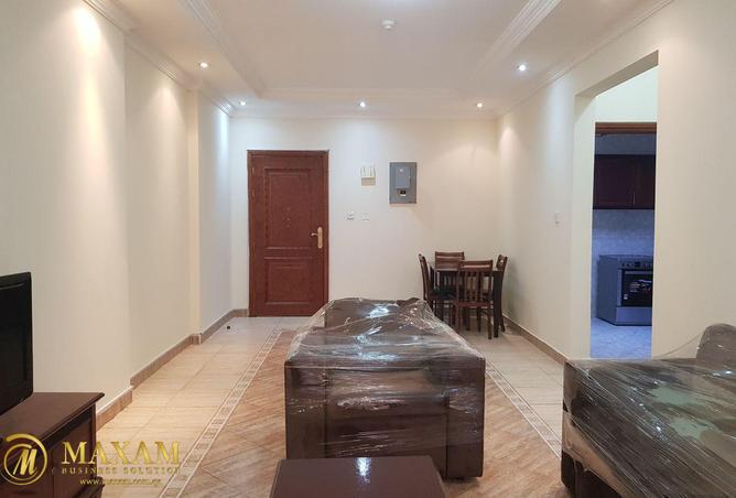 942245 - Property Image 3