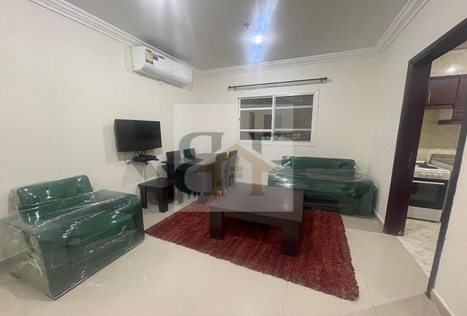 987492 - Property Image 2