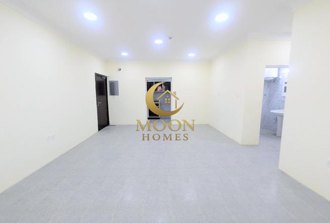 971818 - Property Image 2