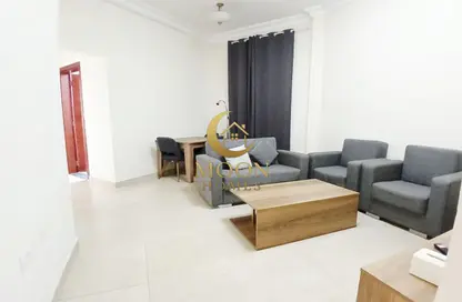 Apartment - 1 Bedroom - 2 Bathrooms for rent in Umm Ghuwalina - Umm Ghuwailina - Doha