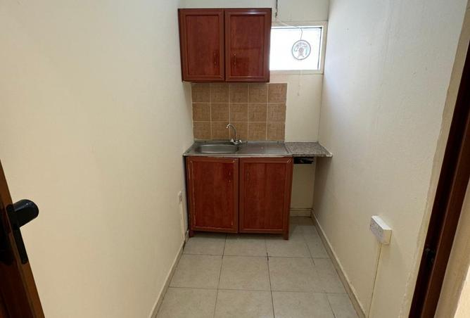 950828 - Property Image 3