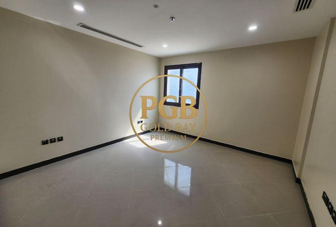 986714 - Property Image 2