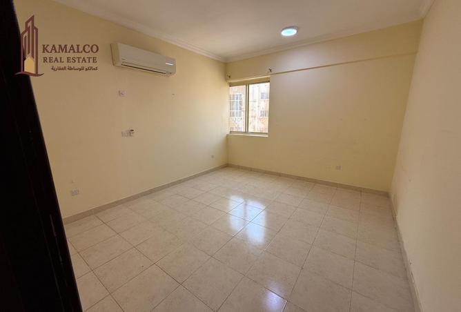 941817 - Property Image 3