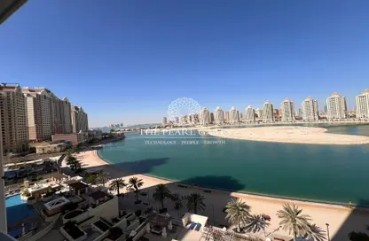 شقة - 2 غرف نوم - 3 حمامات للايجار في فيفا غرب - فيفا بحرية - جزيرة اللؤلؤة - الدوحة