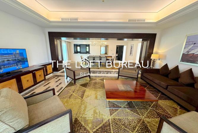 977667 - Property Image 2