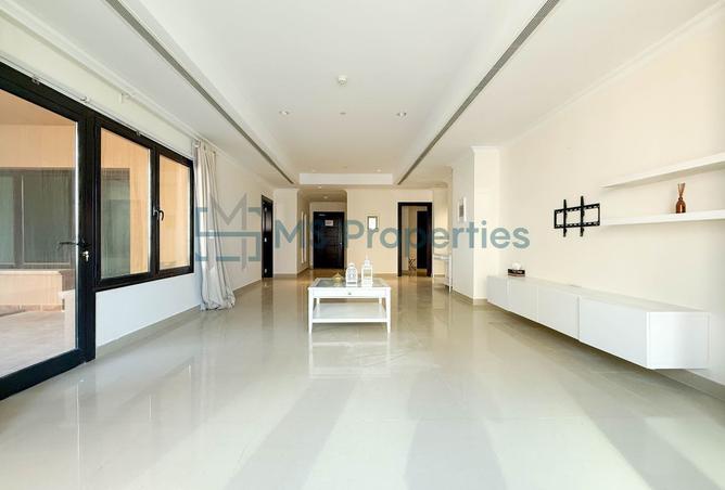 985437 - Property Main Image