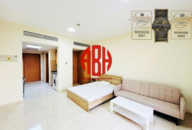 991382 - Property Image 2